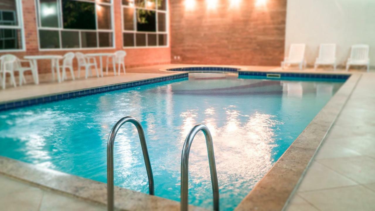 Pousada Lusitania Hotel Педра Азул Екстериор снимка